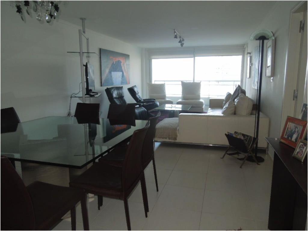 EXCELENTE DEPARTAMENTO CON VISTA INCREÍBLE AL MAR!!