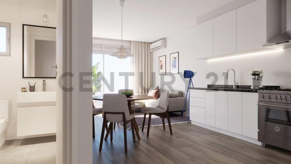 APARTAMENTO EN CORDON-2 DOR FRENTE CON PATIO-AMENITIES-EN...