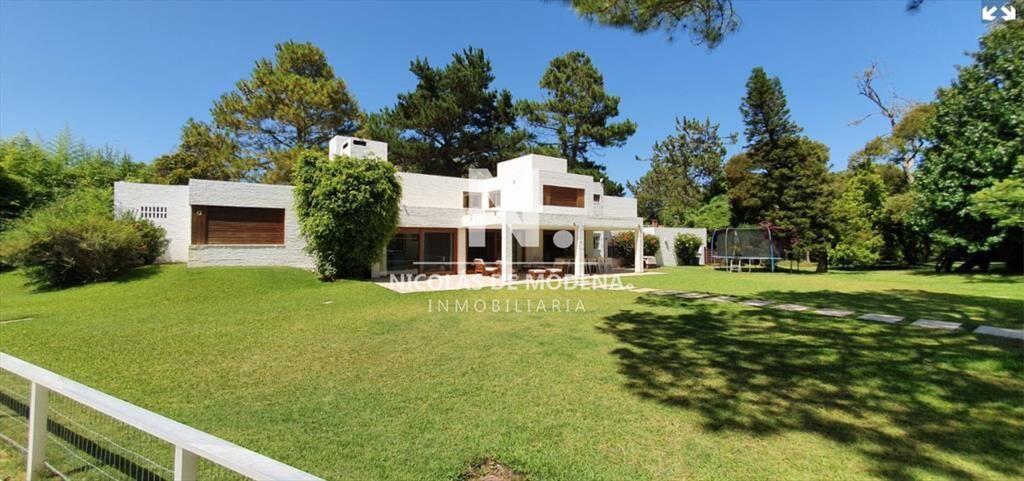 Espectacular casa en Venta en Golf, Punta del