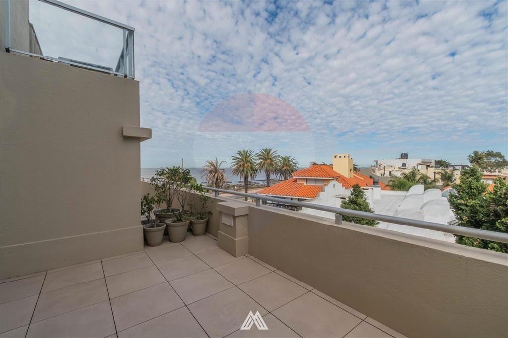 Vende Apartamento Carrasco 1 dormitorio con Renta