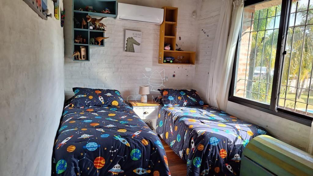 Casa 4 dormitorios en Pinares , Playa Mansa