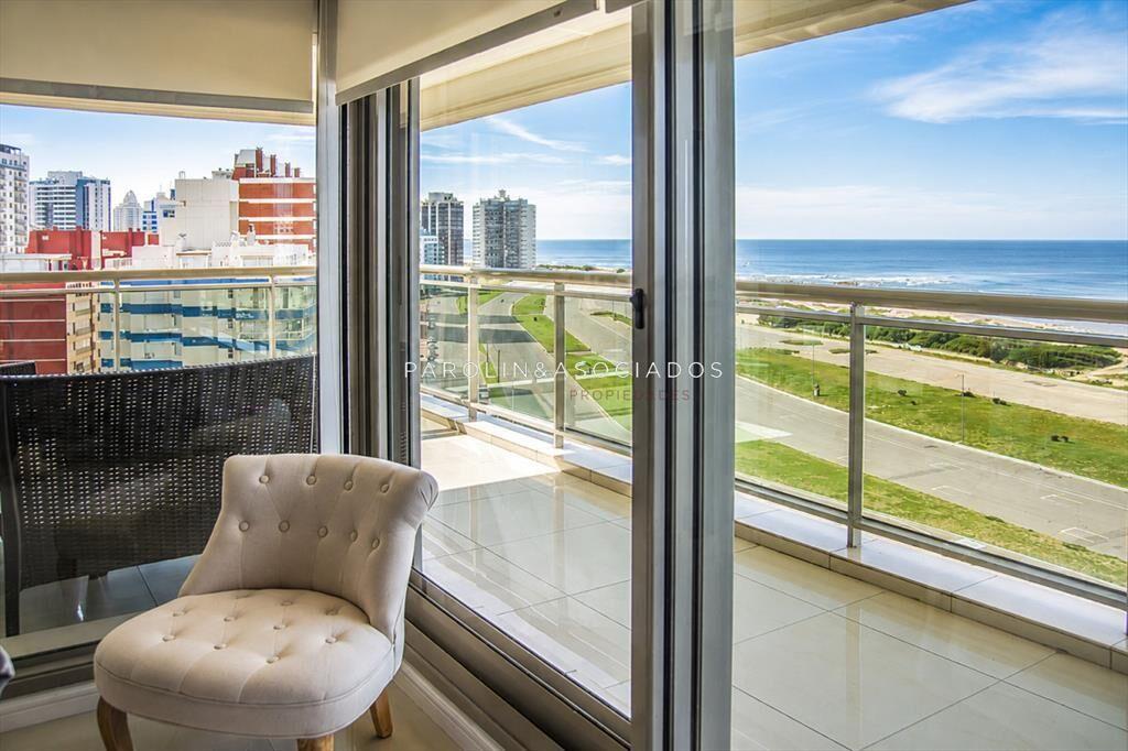 Apartamento en Torre Imperiale, Punta del Este de