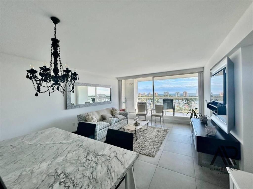 Venta Apartamento Dos Dormitorio En Torre Yoo