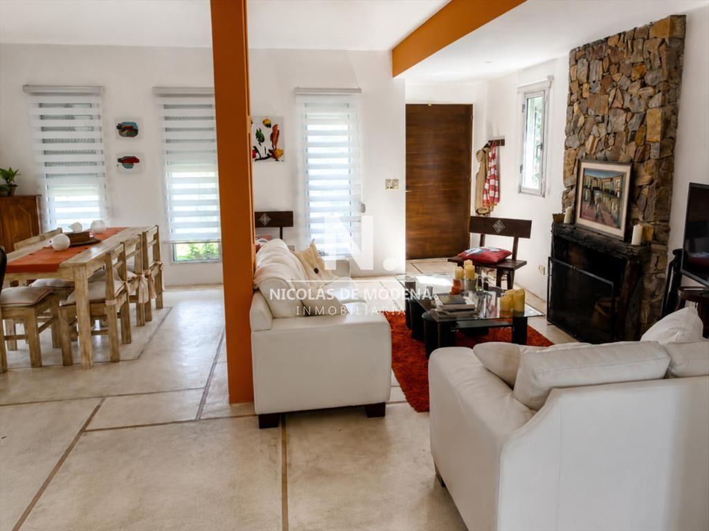 Casa en Balneario de Buenos Aires,  de 3 con y