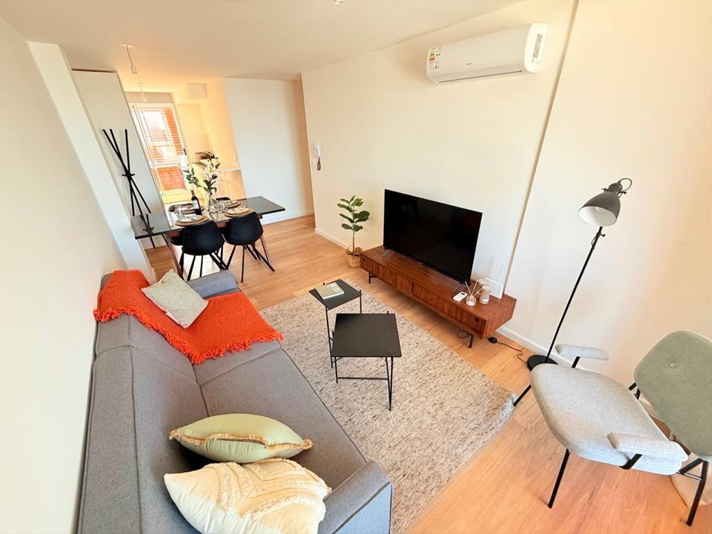 Apartamento en venta c/ cochera en Barrio Sur