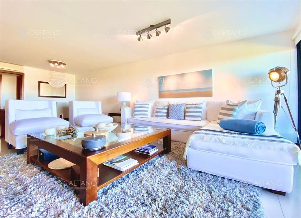 Venta apartamento 3 dormitorios. Playa brava, Punta del Est