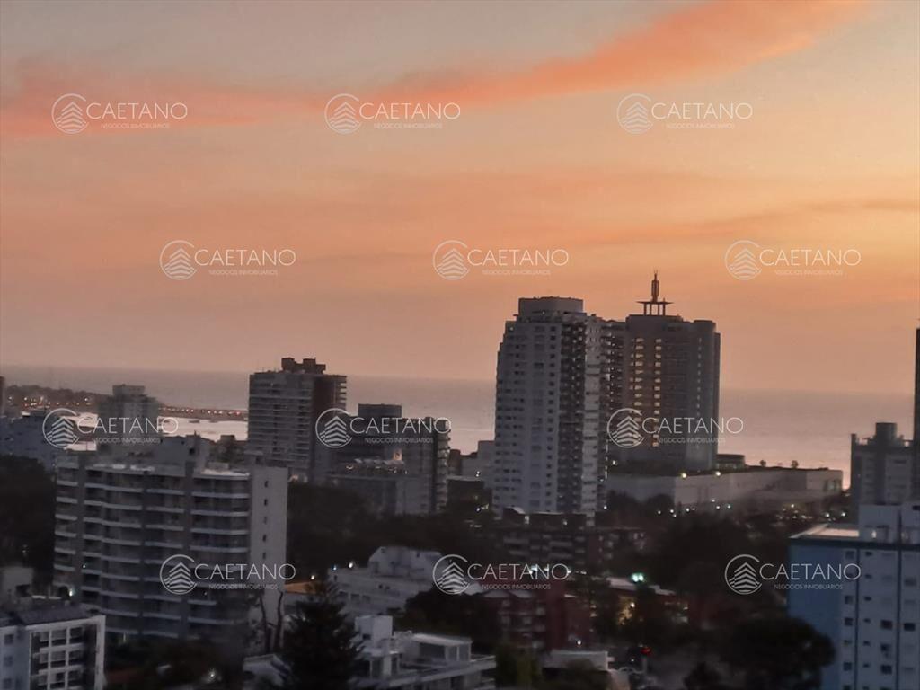 Alquiler invernal apartamento 2 dormitorios. Ocean Drive Pu