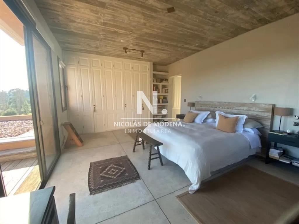 Chacra con 5 dormitorios a la venta en Punta ,