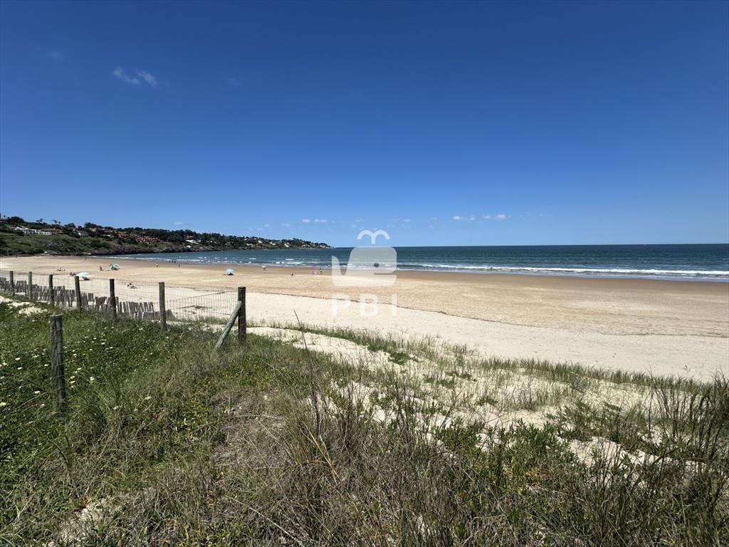 Venta Terreno sobre el mar en Solana, Punta - Ref