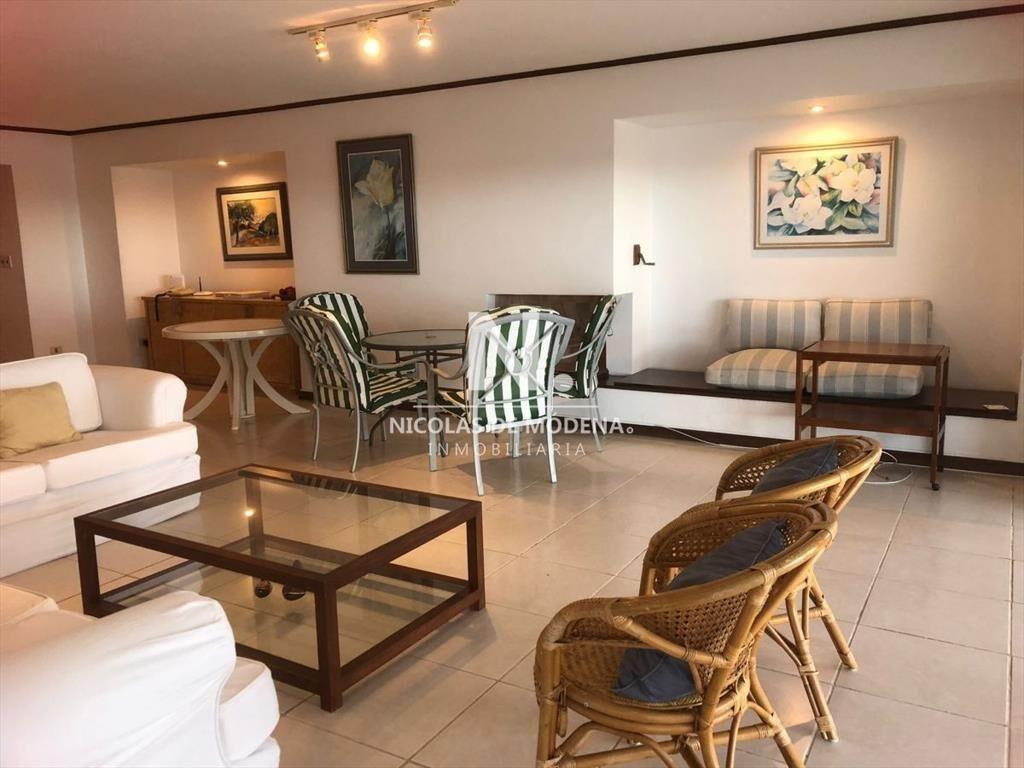 Hermoso departamento de 3 dormitorios frente al