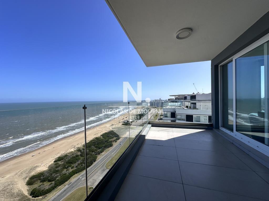 Espectacular Penthouse de 5 dormitorios En Torre