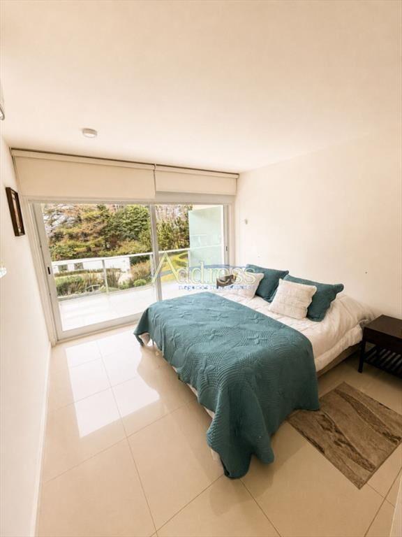 Departamento de 1 dormitorio en venta en complejo