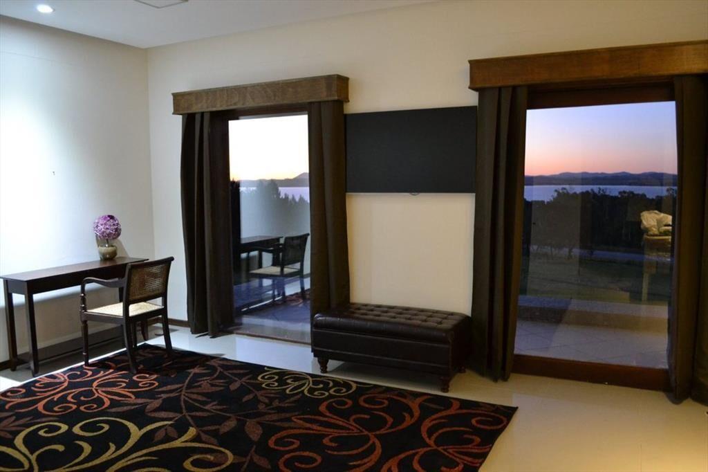 CHACRA EN VENTA 6 SUITE DE LUJO EN RUTA 12