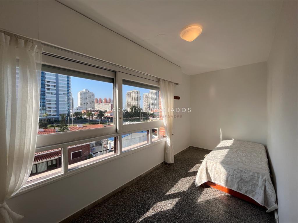 Apartamento en venta de dos dormitorios en Mansa,