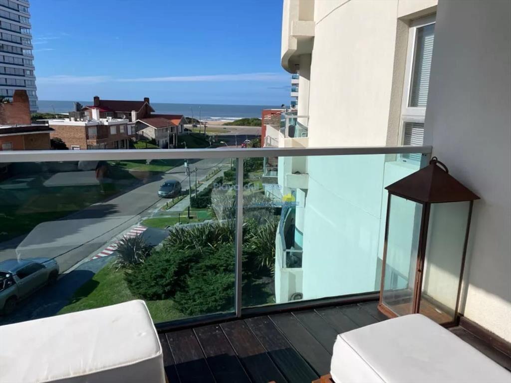 Apartamento en Punta del Este, Brava