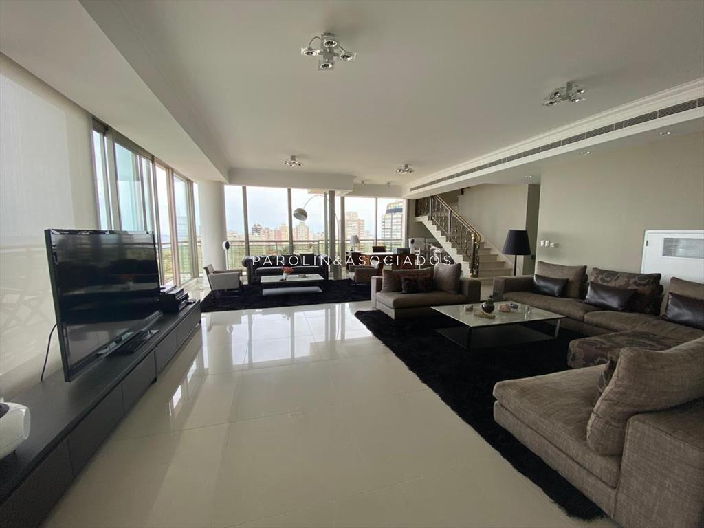 Penthouse en venta en Torre Imperiale II, Punta