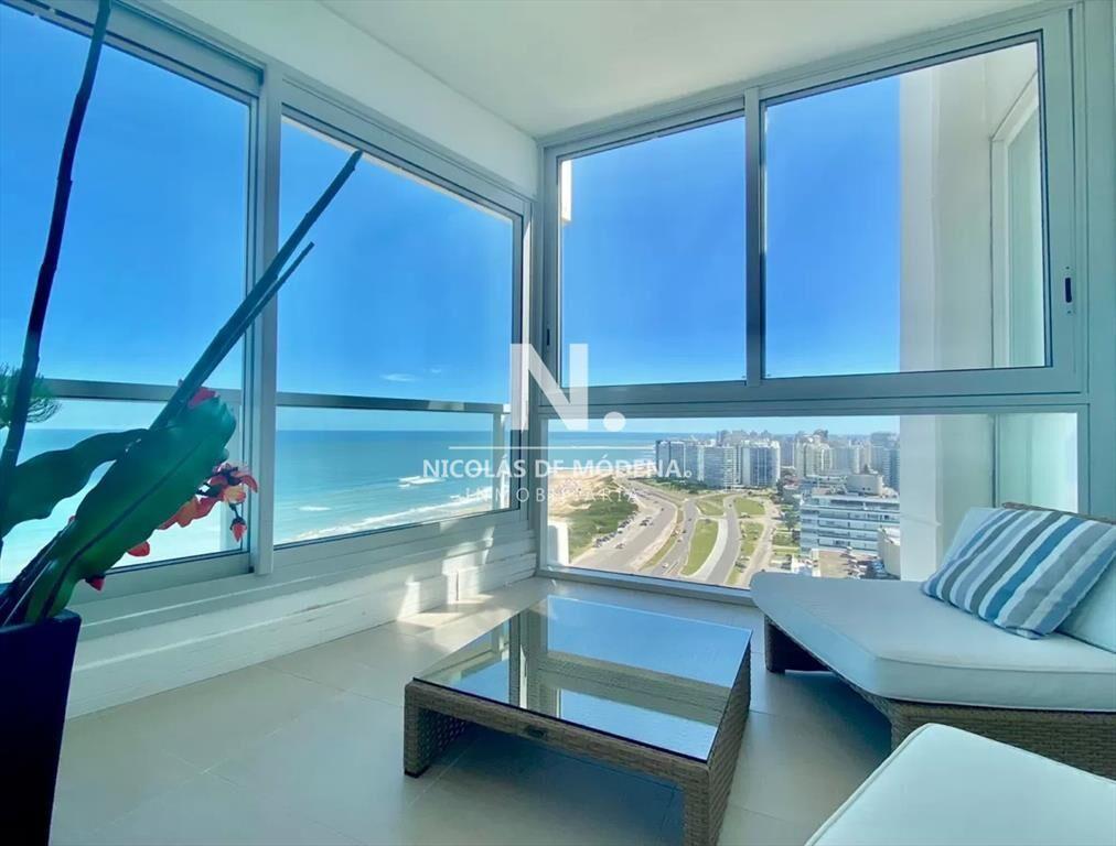 Vende apartamento en Torre Le Parc, Punta del 3
