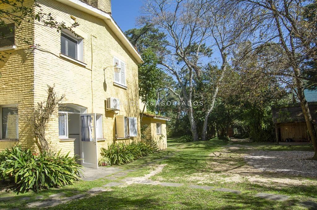 Hermosa casa en venta de 3 dormitorios en Mansa, Punta del