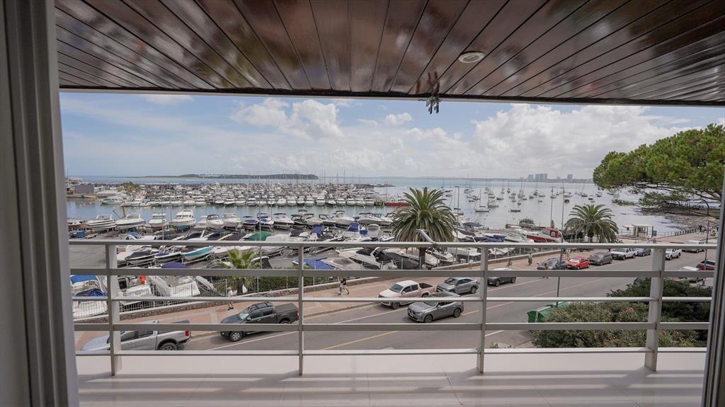 Apartamento en Venta en la Peninsula de Punta del Este