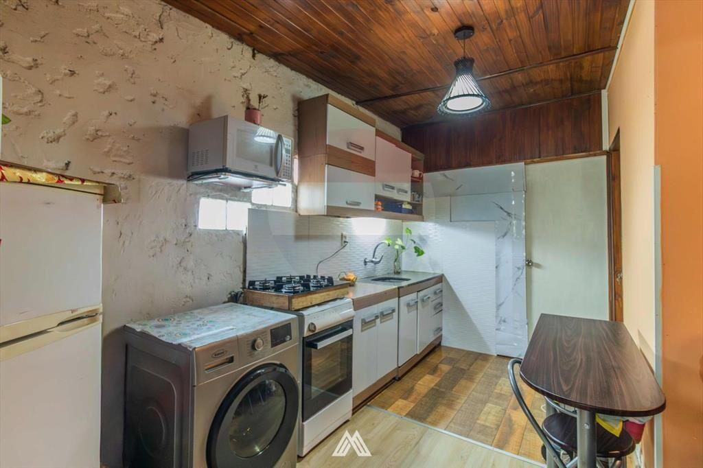 VENTA 2 CASAS: 2 Y 1 DORMITORIO EN UNION