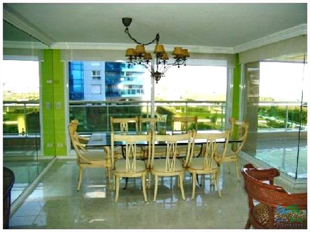 Apartamento en Mansa, 3 dormitorios *