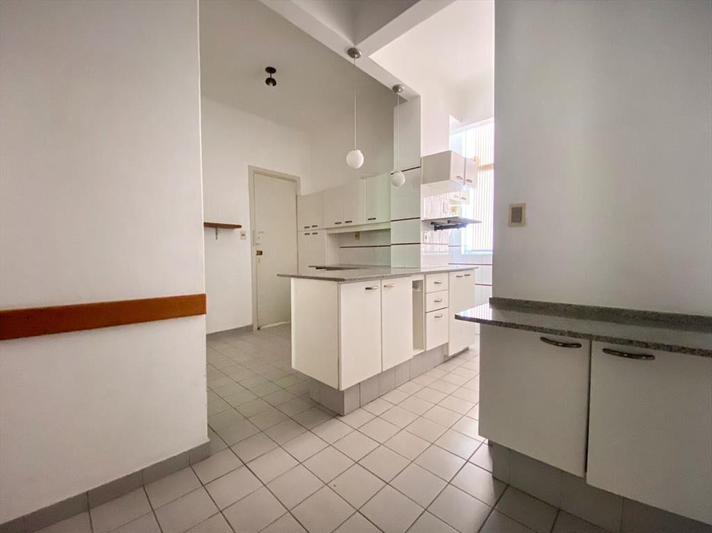 Venta Apartamento tres Dormitorios dos Baños con Renta en C