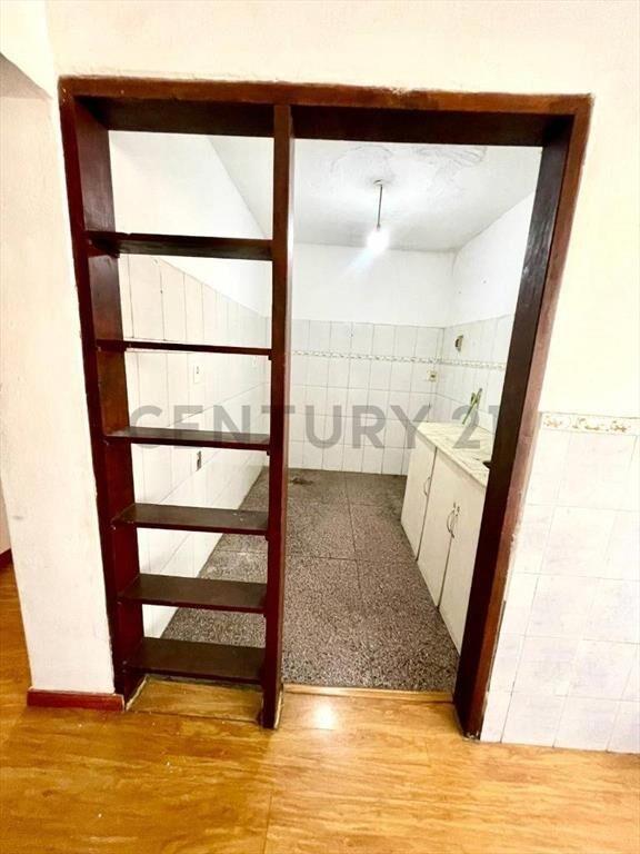 Venta casa La Blanqueada.3 dormitorios,garaje.Prox Luis A...