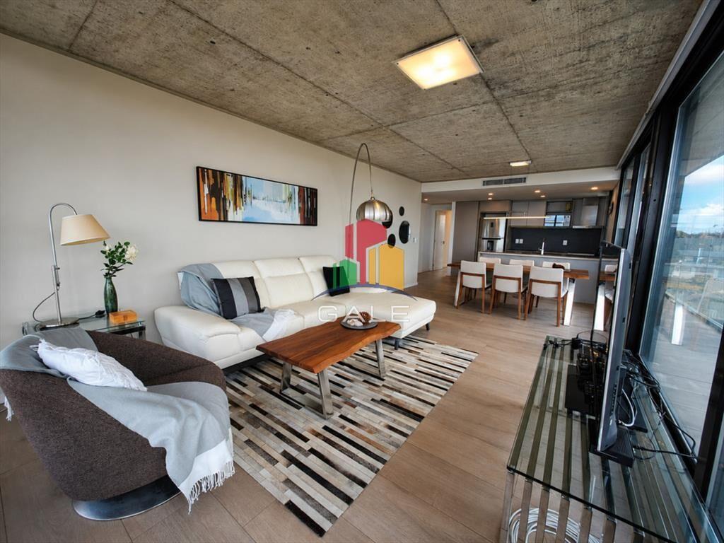 Espectacular departamento de 3 dormitorios frente