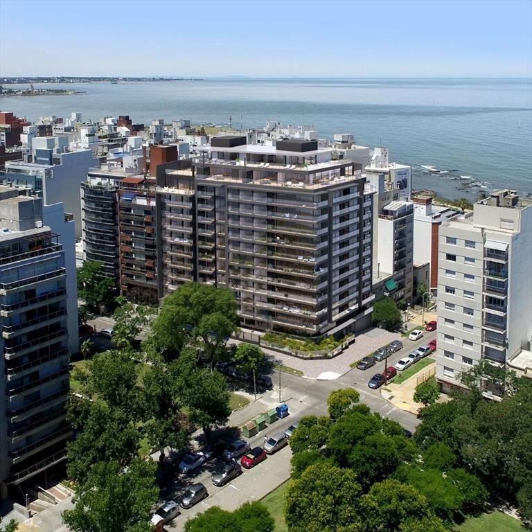 Venta apartamento 3 dormitorios Punta Carretas Bilú Biarrit