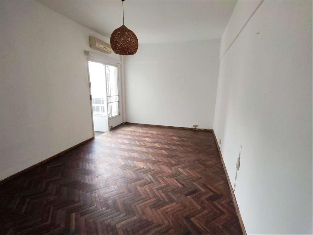 Alquiler apartamento de 1 dormitorio y terraza, segundo pis