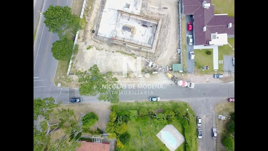 Casa en venta, zona Cantegril.