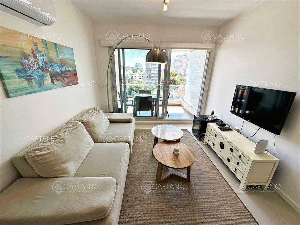 Apartamento 2 dormitorios en venta Wind Tower Punta del Est