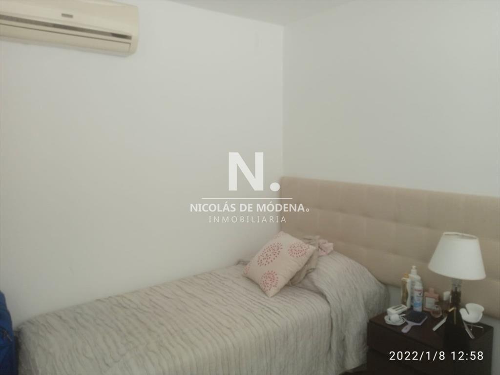 Departamento de 2 dormitorios en venta en Punta