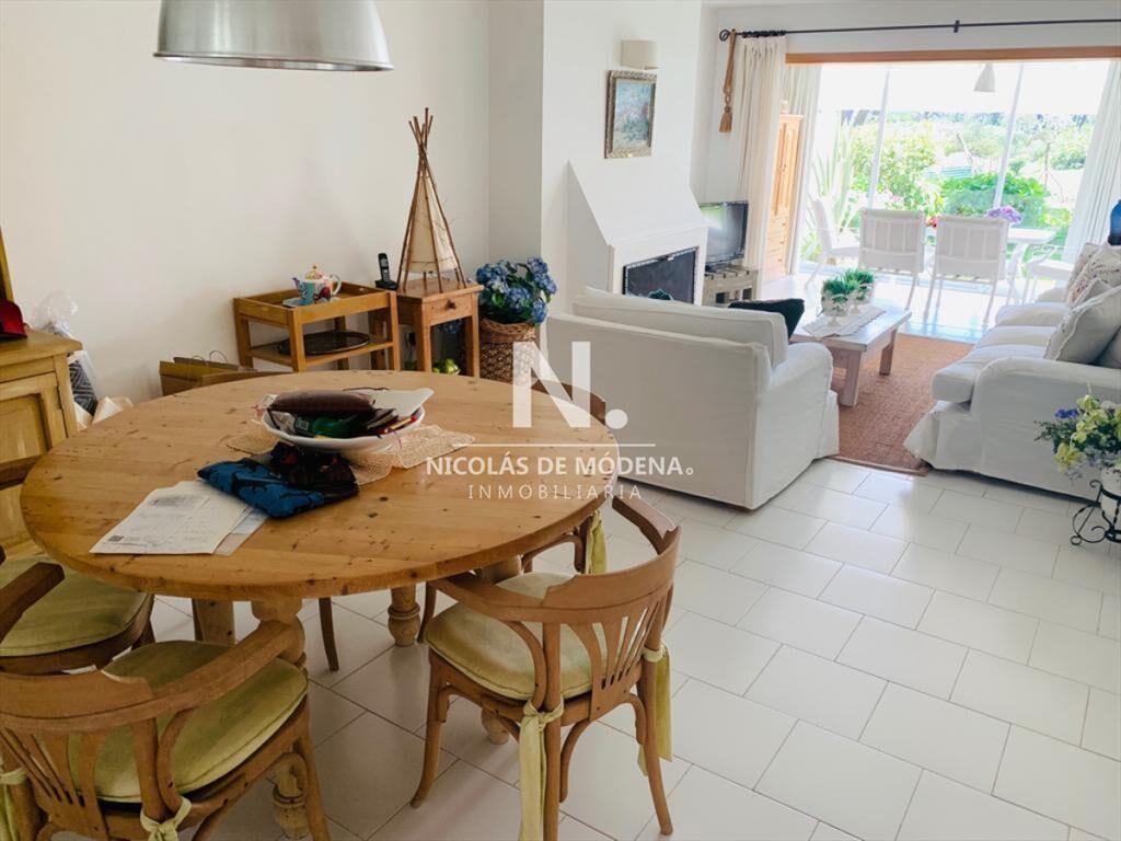 Vende apartamento de 2 dormitorios en Rincon del