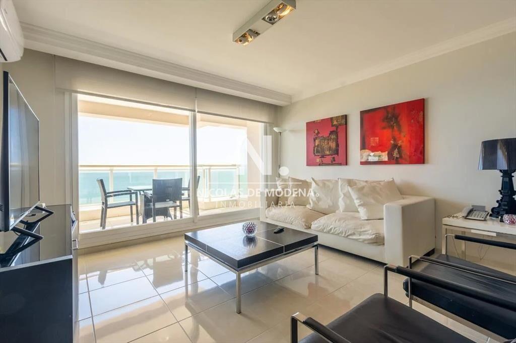 Impecable departamento, comodo e iluminado.
