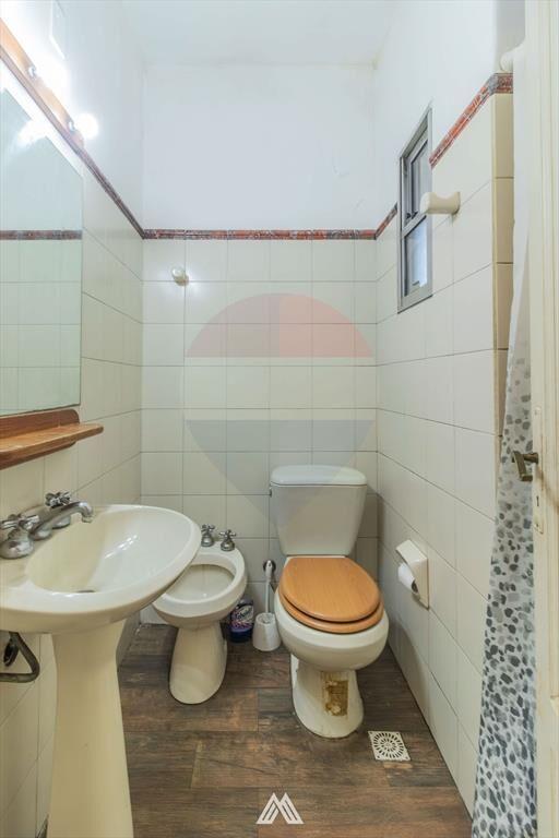 VENTA APARTAMENTO, 5 DORMITORIOS SOBRE BULEVAR