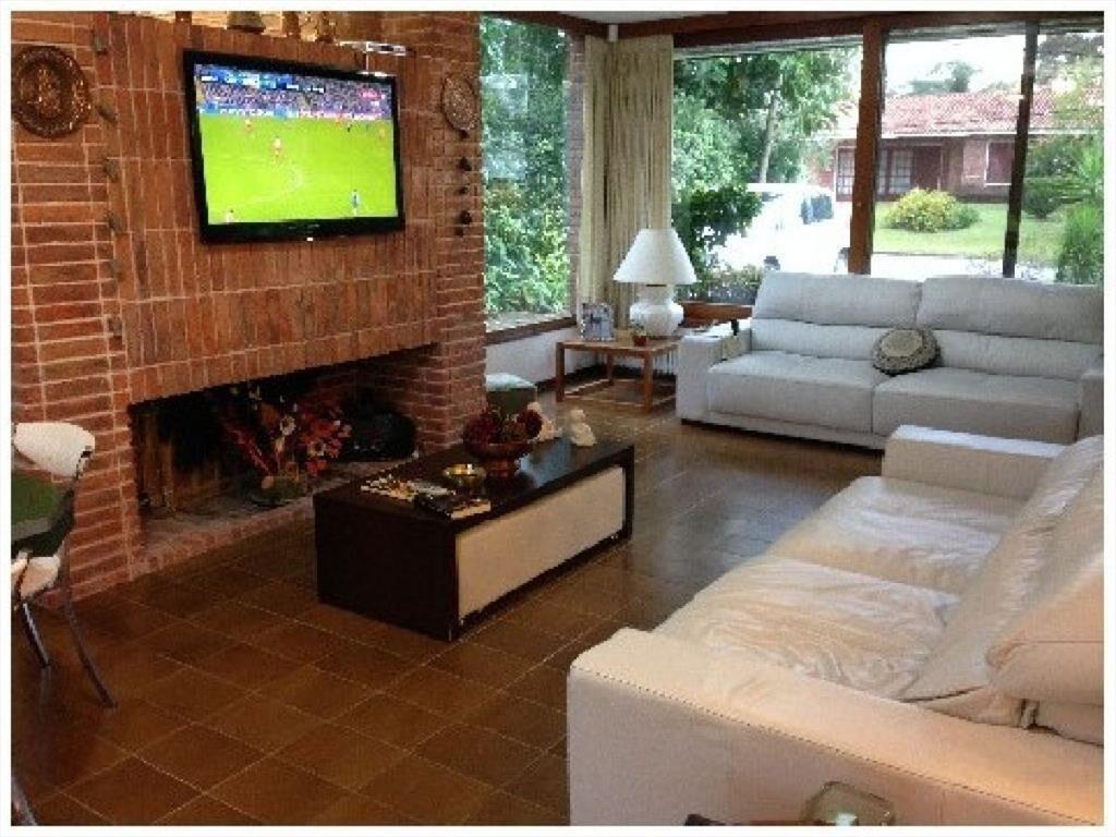CASA EN UNA ZONA MUY RESIDENCIAL EN MANSA