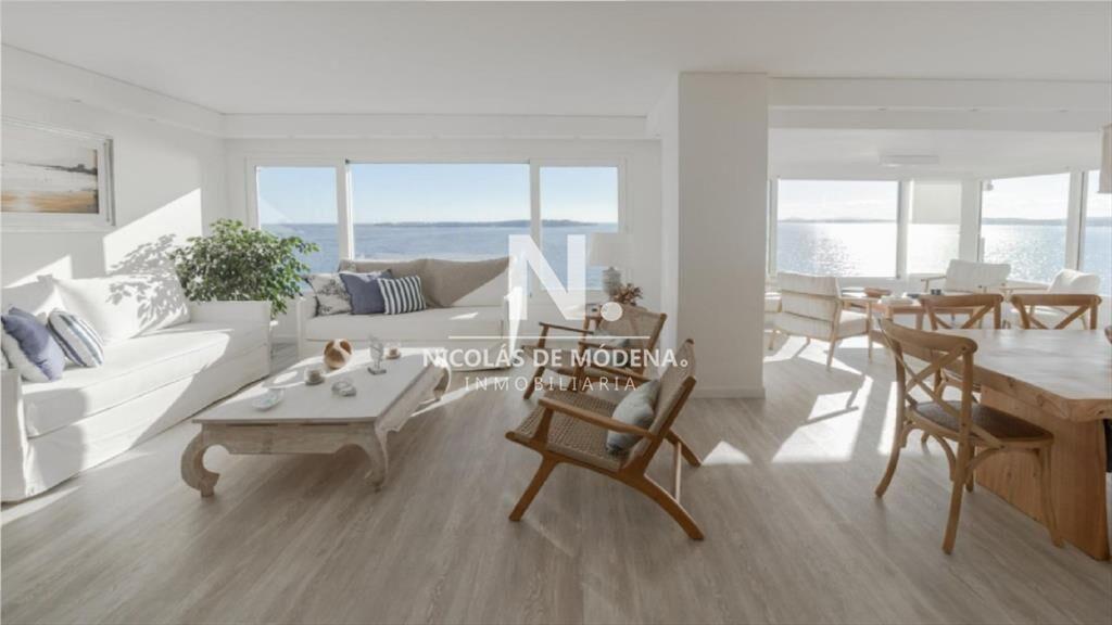Venta Apartamento 3 dormitorios en zona Mansa al