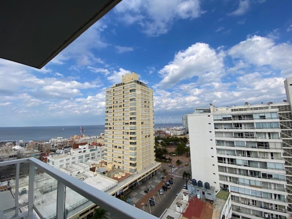 Apartamento en peninsula cerca de rambla brava y