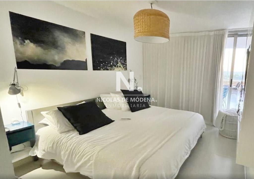Vende magnífico apartamento en Mansa, Punta del