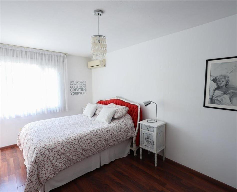 Venta Casa 5 dormitorios Carrasco