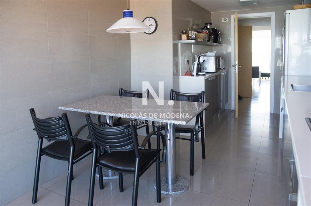 Hermoso departamento en venta. Alexander