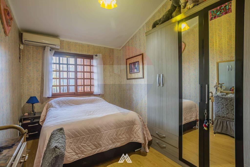 Venta 2 casas en Maroñas con cochera y gran salón