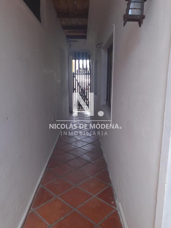 Casa en Maldonado: 4 Dormitorios, 3 Baños.