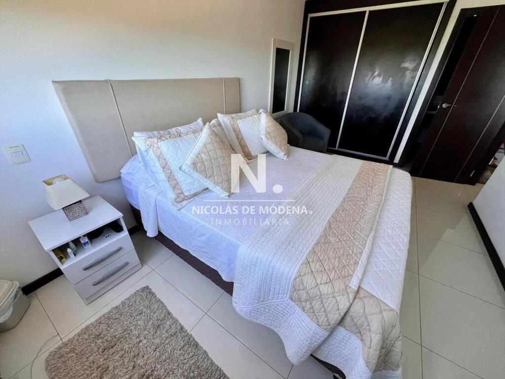 En venta apartamento con excelente vista, de 3 en