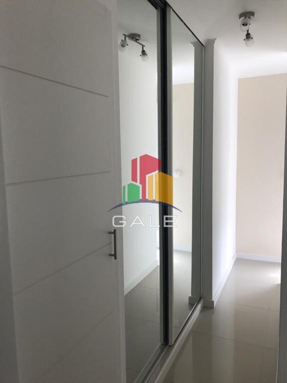 Vende apartamento de 2 dormitorios en Punta del Este, con h