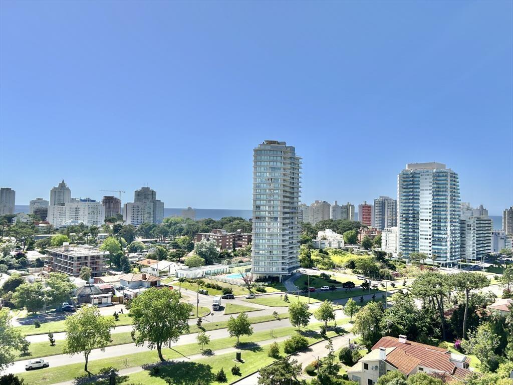 VENTA APARTAMENTO 2 DORMITORIOS EDIFICIO MIAMI II