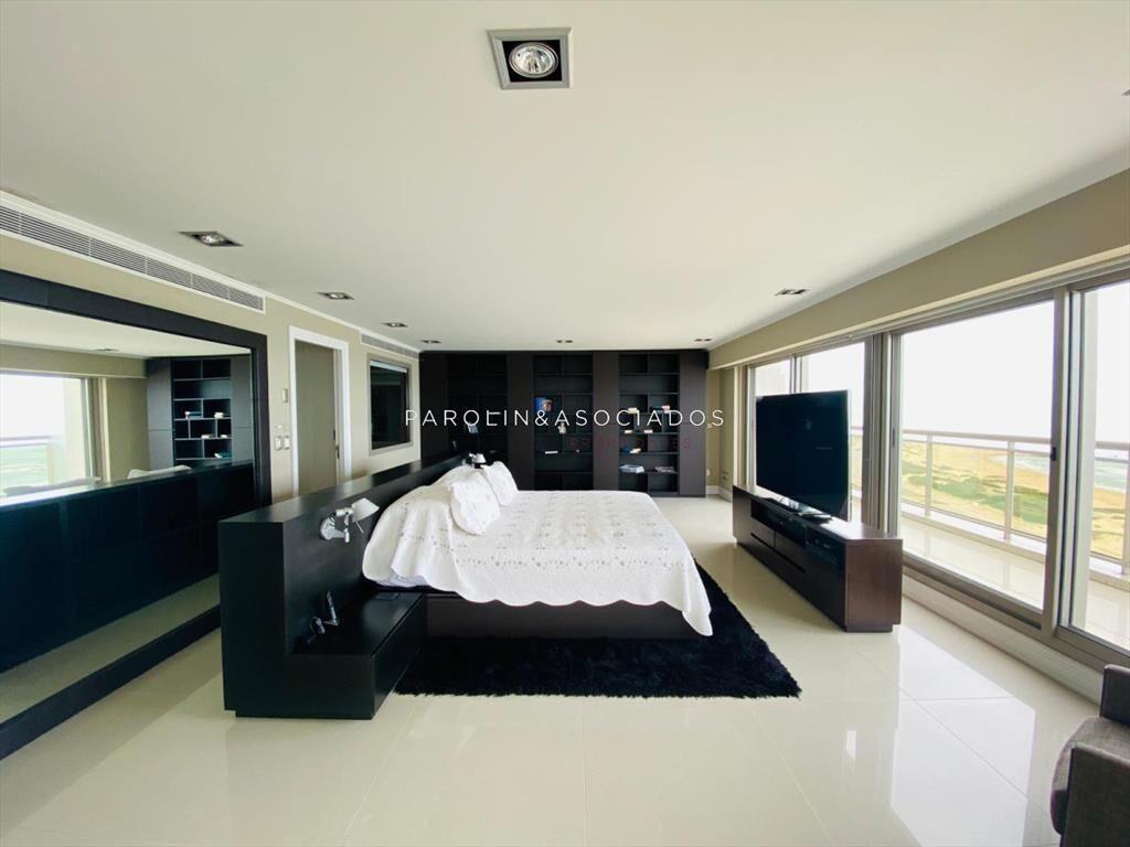 Penthouse en venta en Torre Imperiale II, Punta
