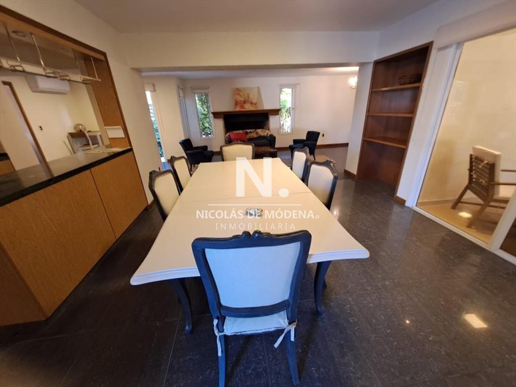 Espaciosa Casa en Barrio Privado de 6 dorm y en