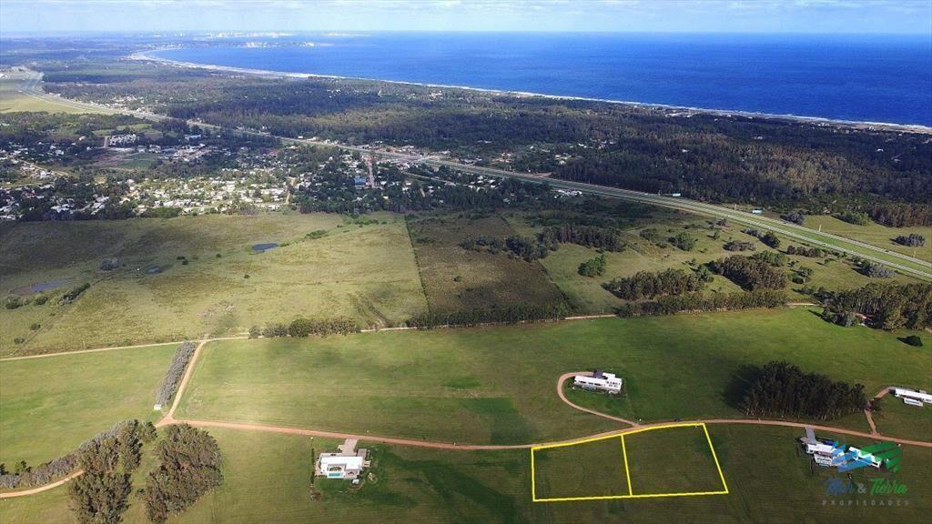 Venta de  terreno proximo al aeropuesrto de Punta